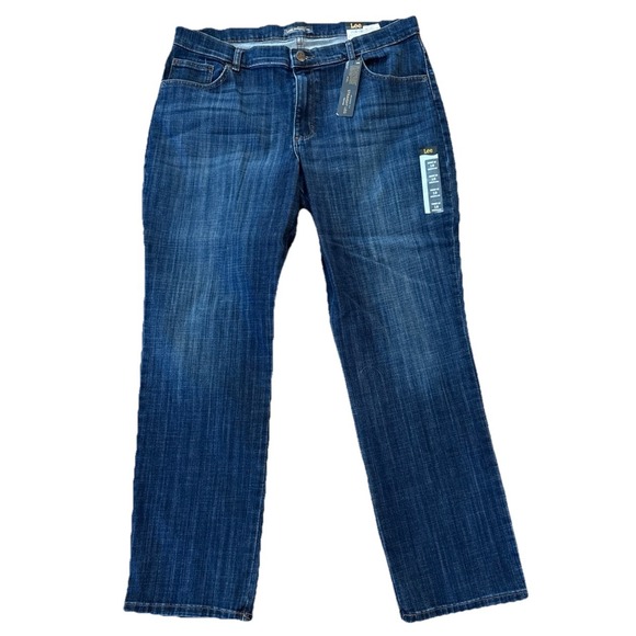 Lee Denim - NWT Lee Relaxed Fit Straight Leg Mid Rise Women's Plus Blue Jeans Sz 18‎